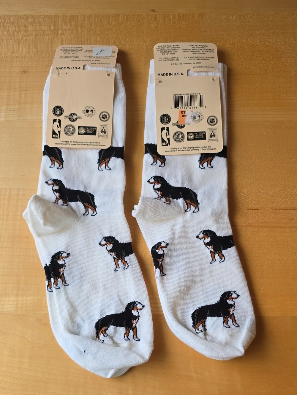 Bernese Mountain Dog Berner socks, 2 pairs, White, NWT 9-11